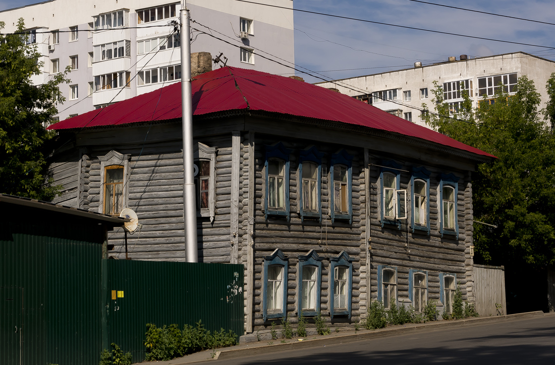 Уфа, Революционная улица, 27