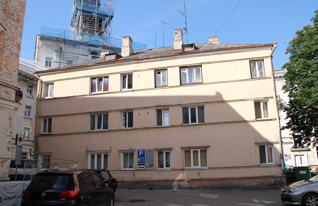 Таллин, Tartu maantee, 26