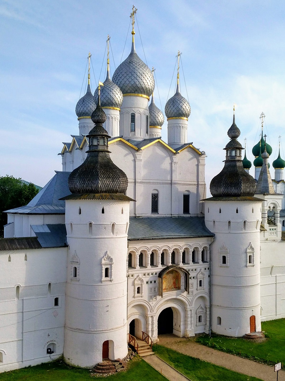 Ростов, Кремль, Воскресенская церковь
