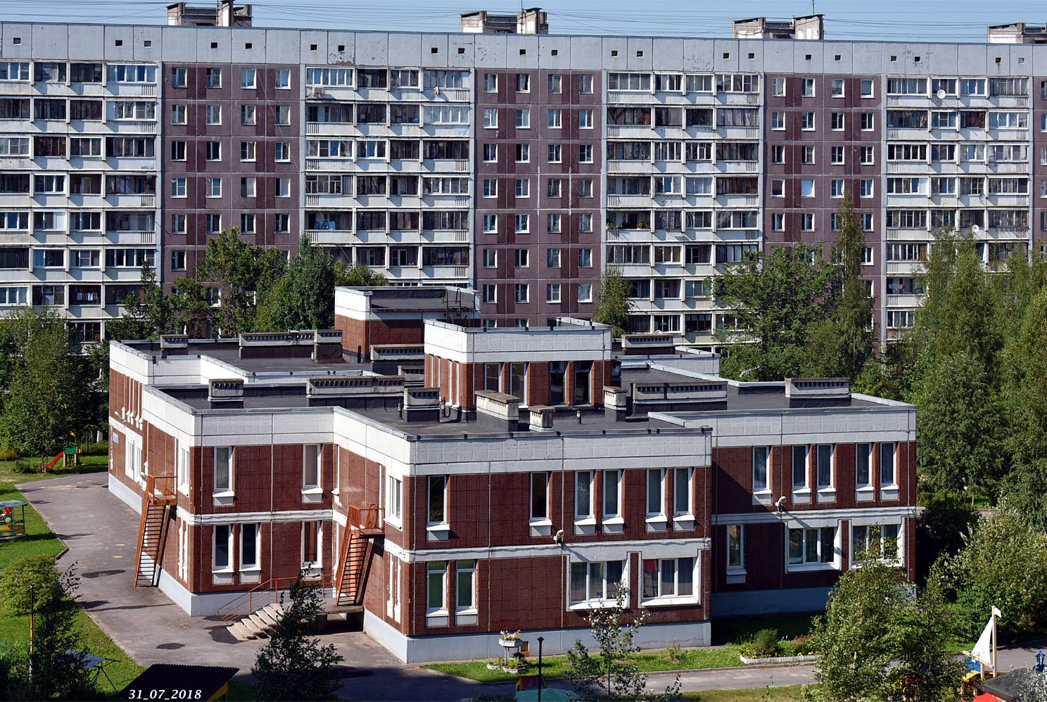 Санкт-Петербург, Улица Крыленко, 45 корп. 2