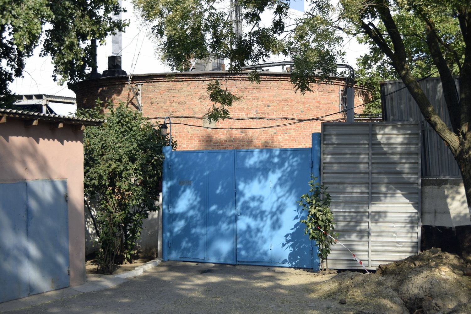Odesa, Вулиця Толбухіна, 135