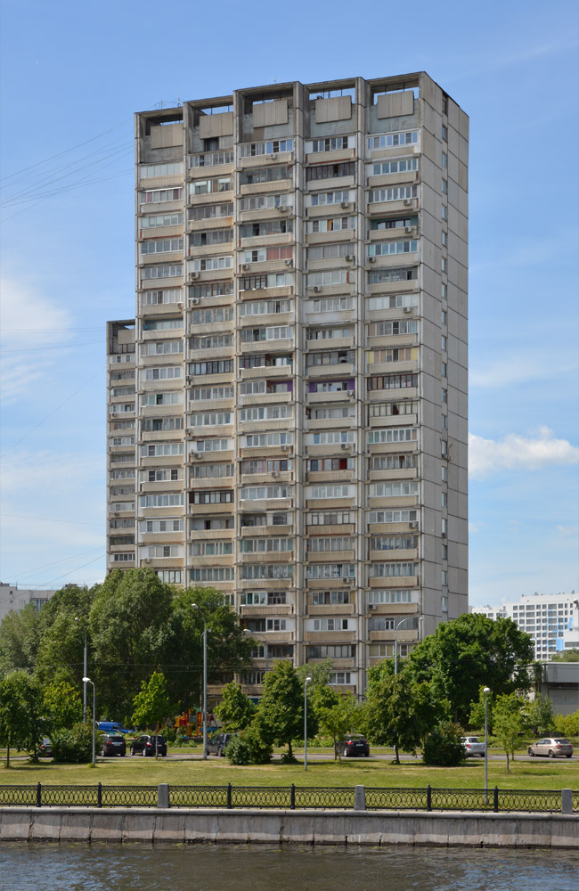 Москва, Коломенская улица, 1