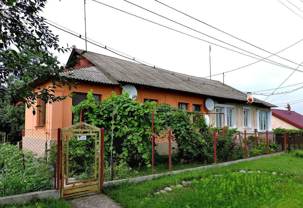 Червоноград, Улица Яворницкого, 3