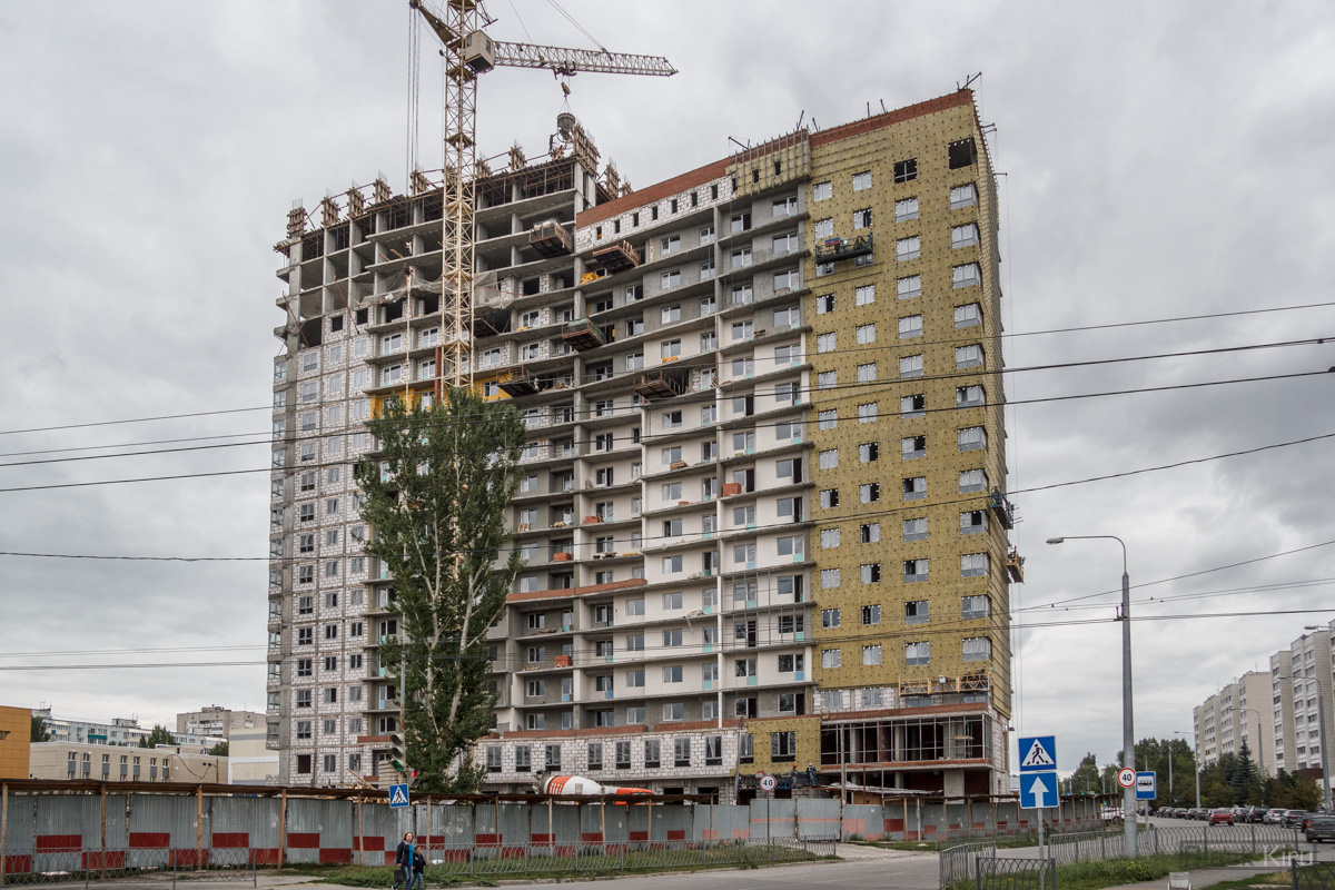 Казань, Улица Хусаина Мавлютова, 17Е корп. 1 Казань, Улица Хусаина Мавлютова, 17Е корп. 1