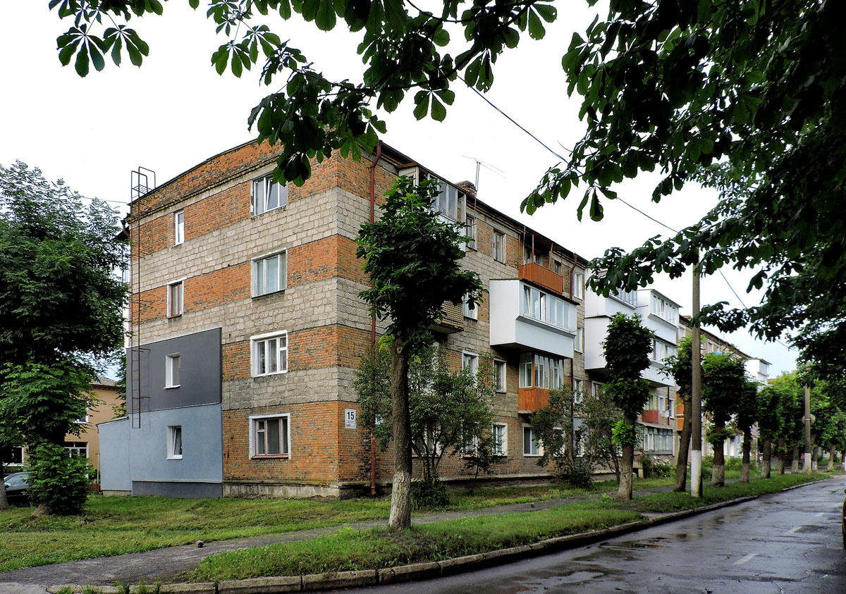 Chervonohrad, Улица Клюсовская, 15