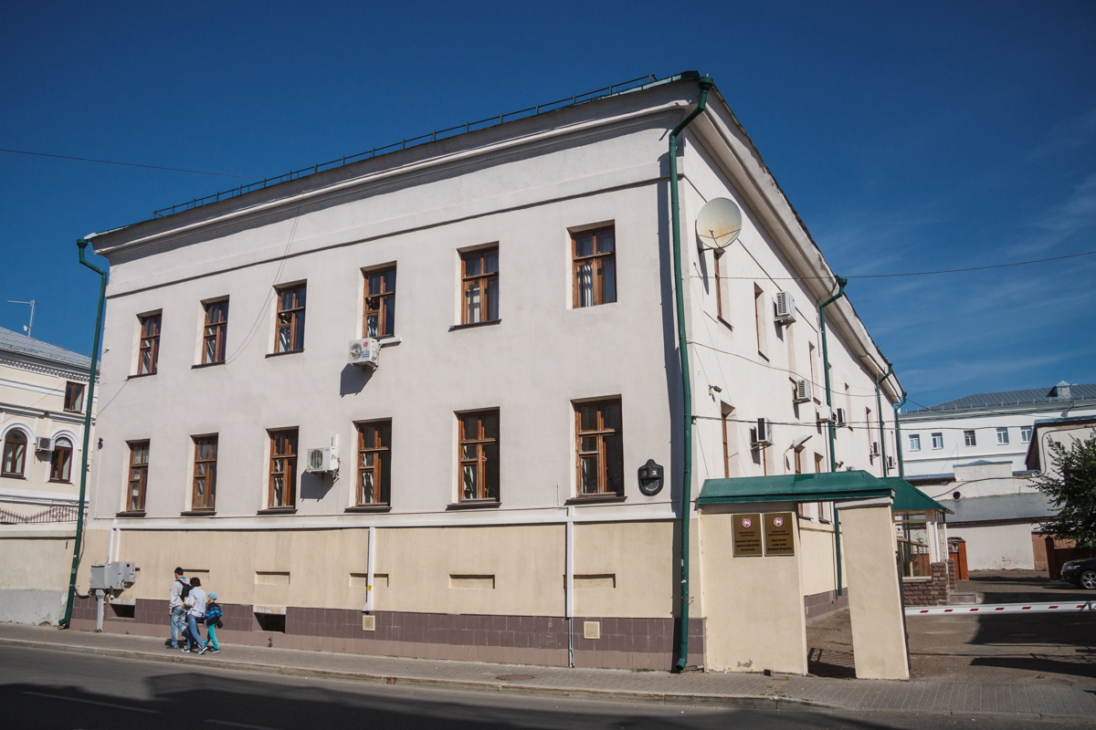 Kaasan, Улица Дзержинского, 3