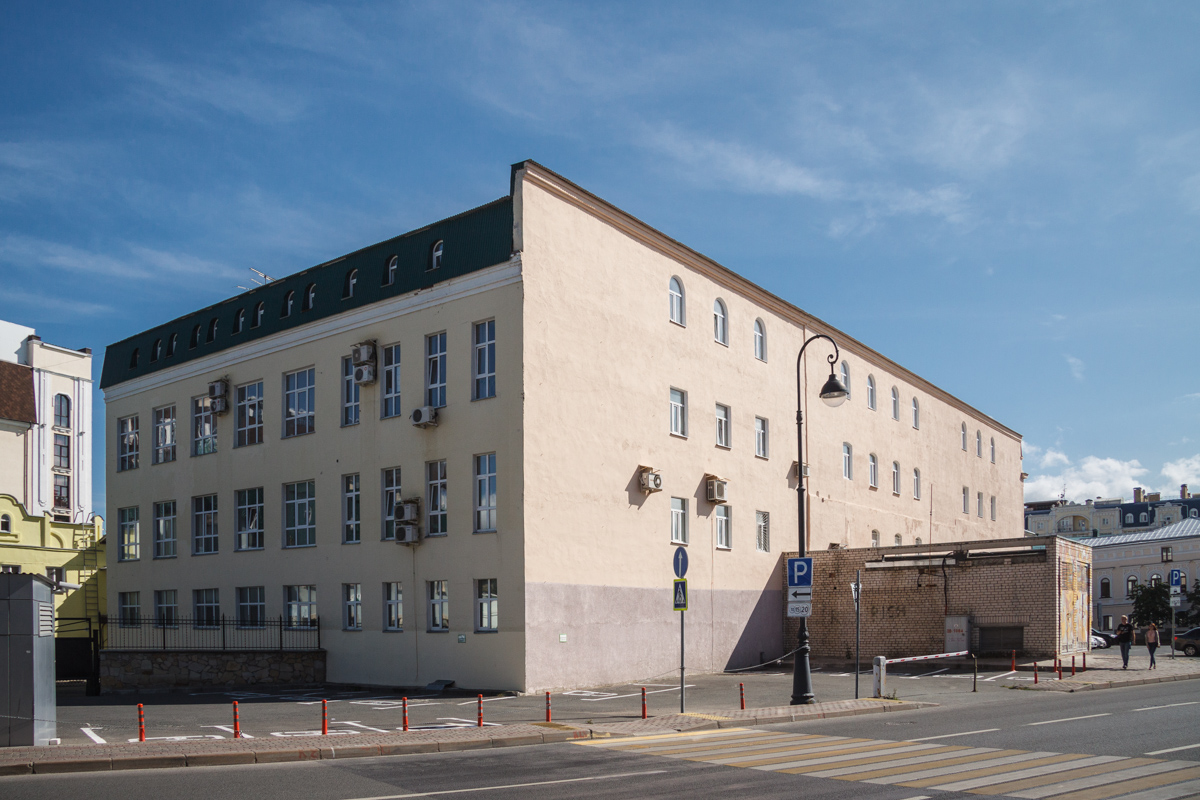 Kaasan, Улица Миславского, 9