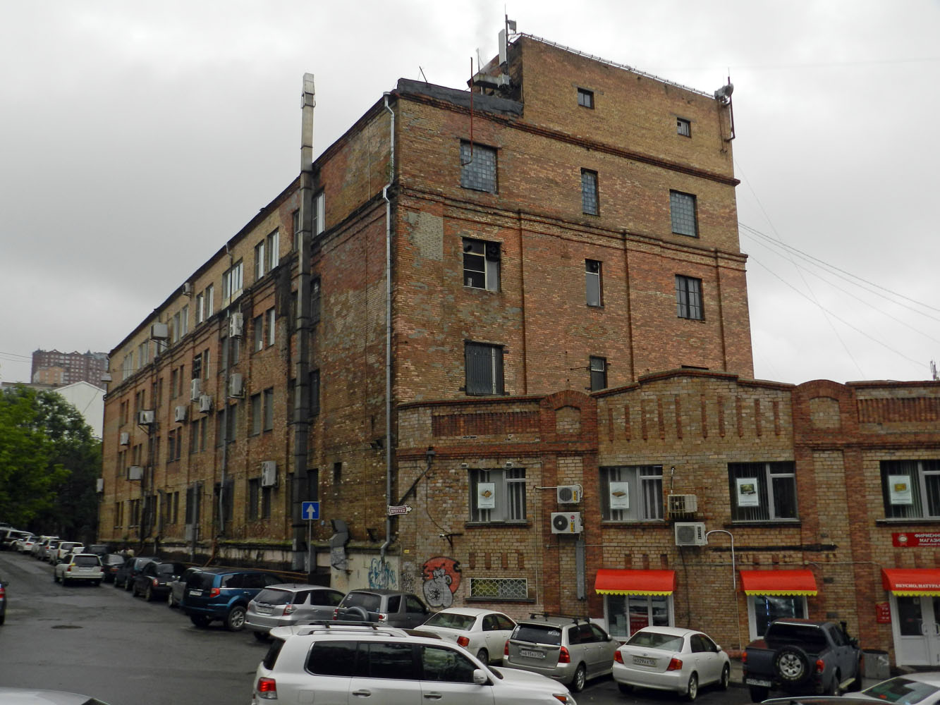 Владивосток, Алеутская улица, 52