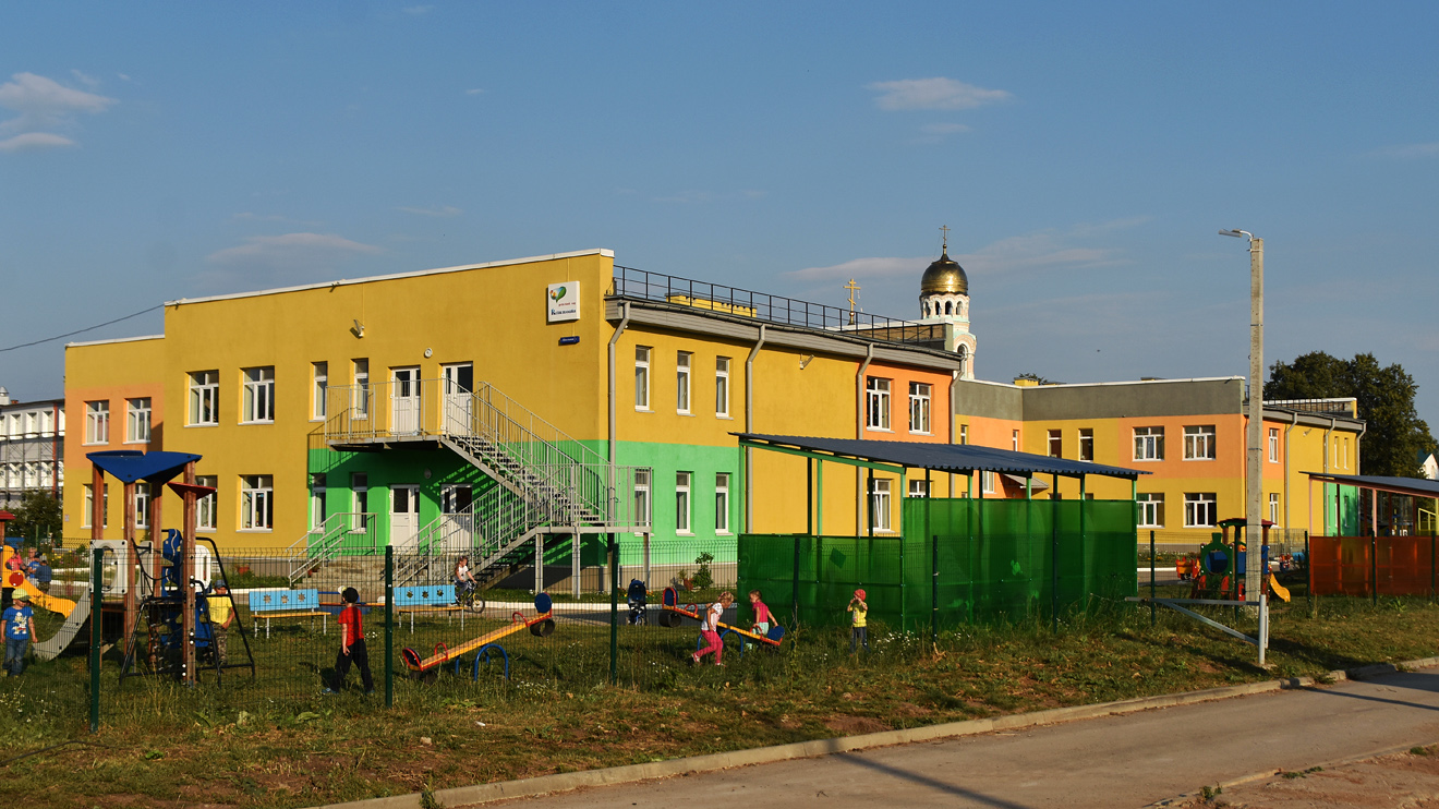 Пермский район, прочие н.п., с. Култаево, Школьная улица, 2 Пермский район, прочие н.п., с. Култаево, Школьная улица, 2