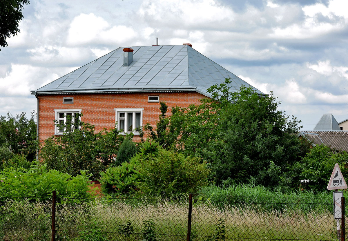 Запытов, Железнодорожная улица, 11
