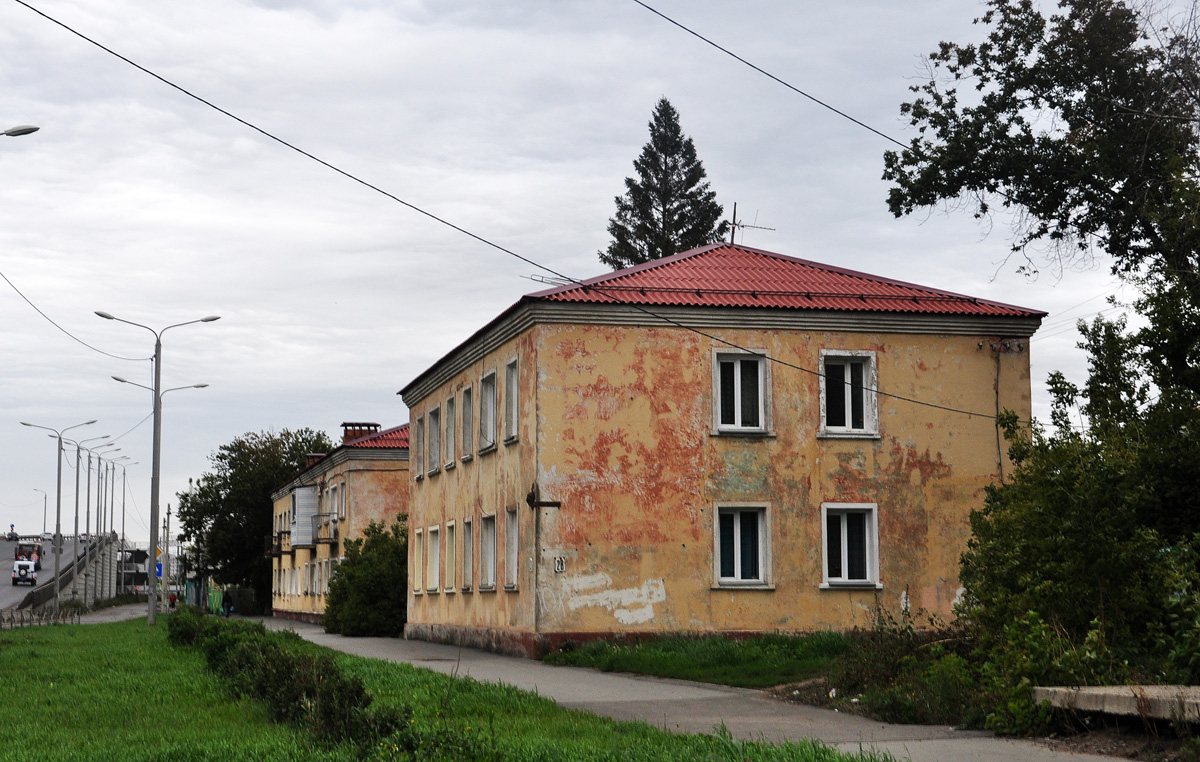 Омск, Торговая улица, 21; Хлебная улица, 28 / Торговая улица, 23