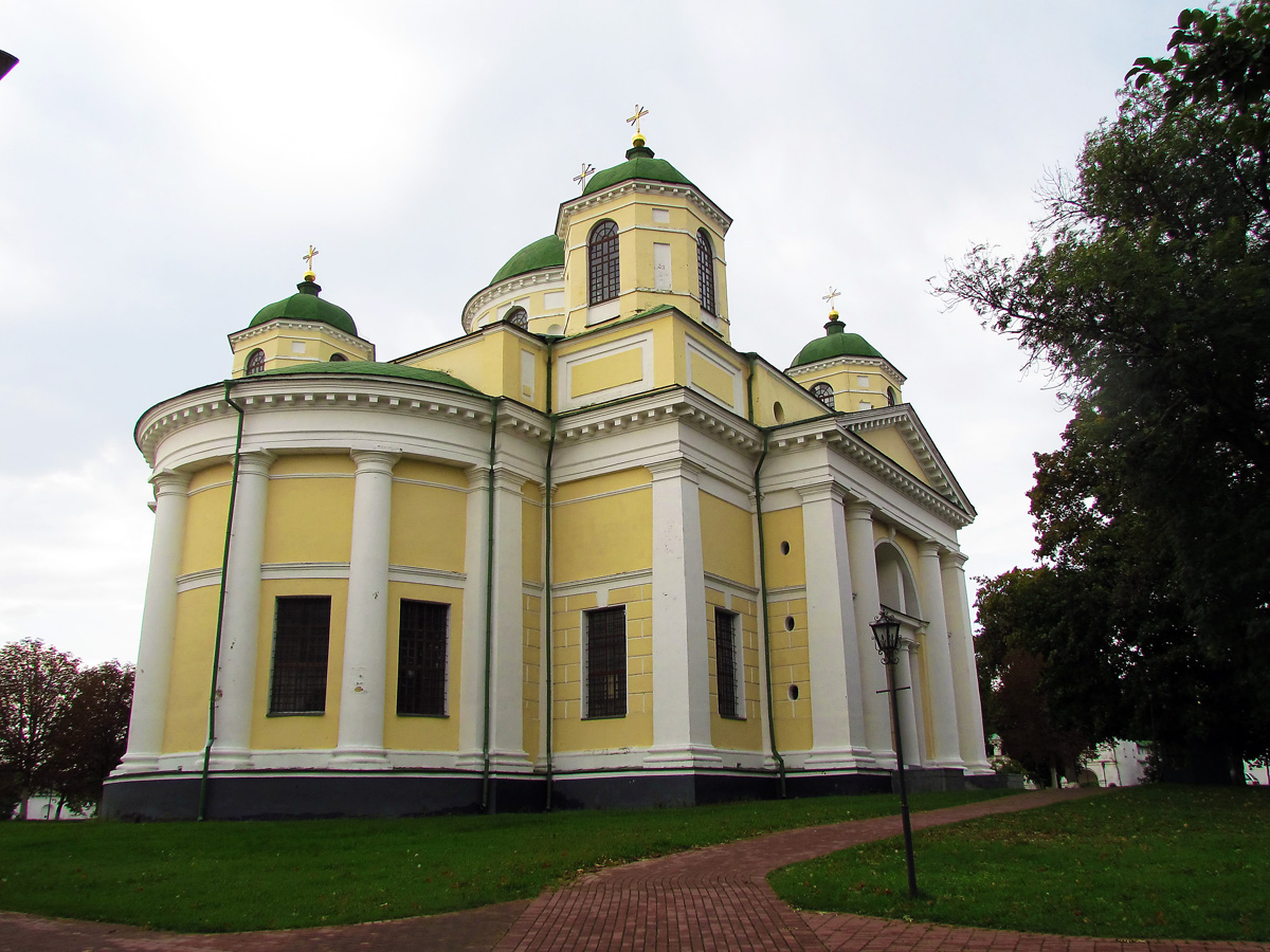 Novgorod-Sivers'kyy, Улица Пушкина, 1