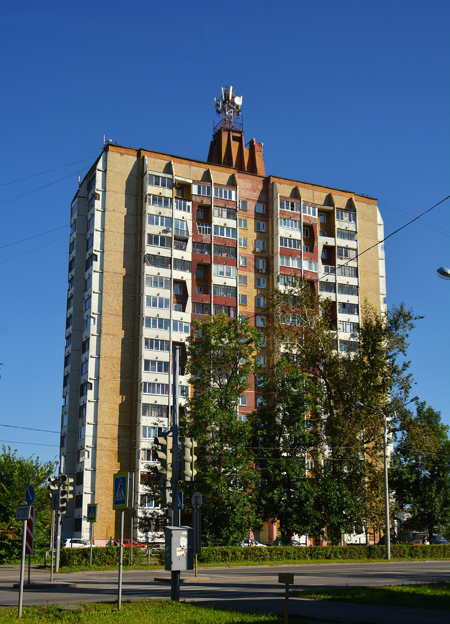 Пермь, Улица Карпинского, 77Б