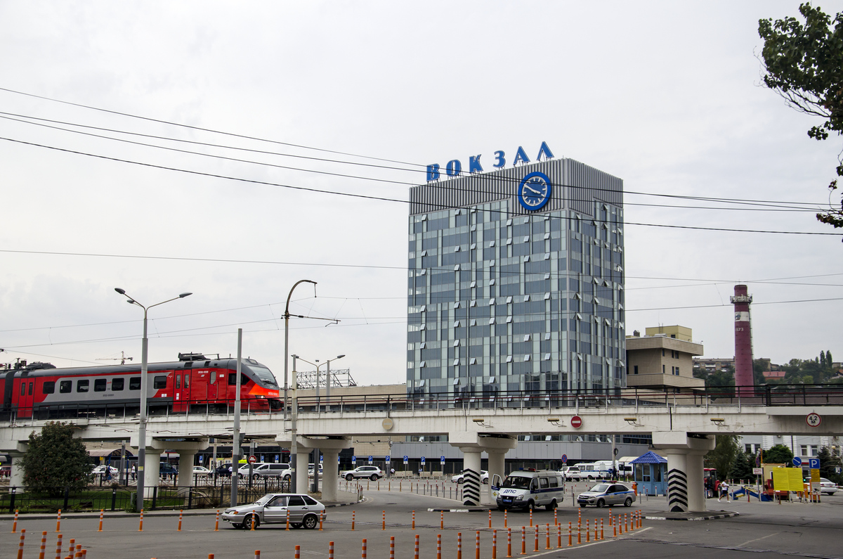 Ростов-на-Дону, Привокзальная площадь, 1/2
