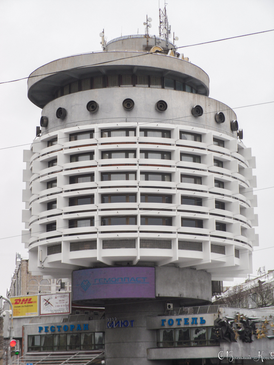 Киев, Улица Ивана Мазепы, 11