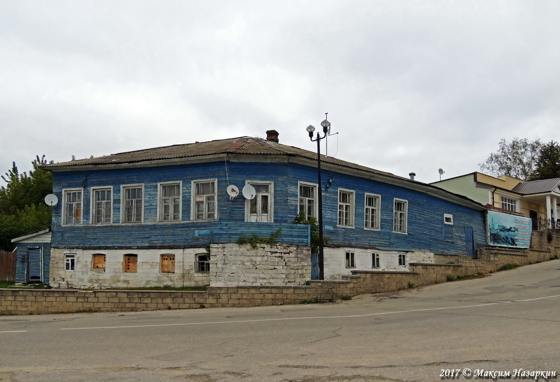 Касимов, Набережная улица, 46 / Рязанский спуск, 8