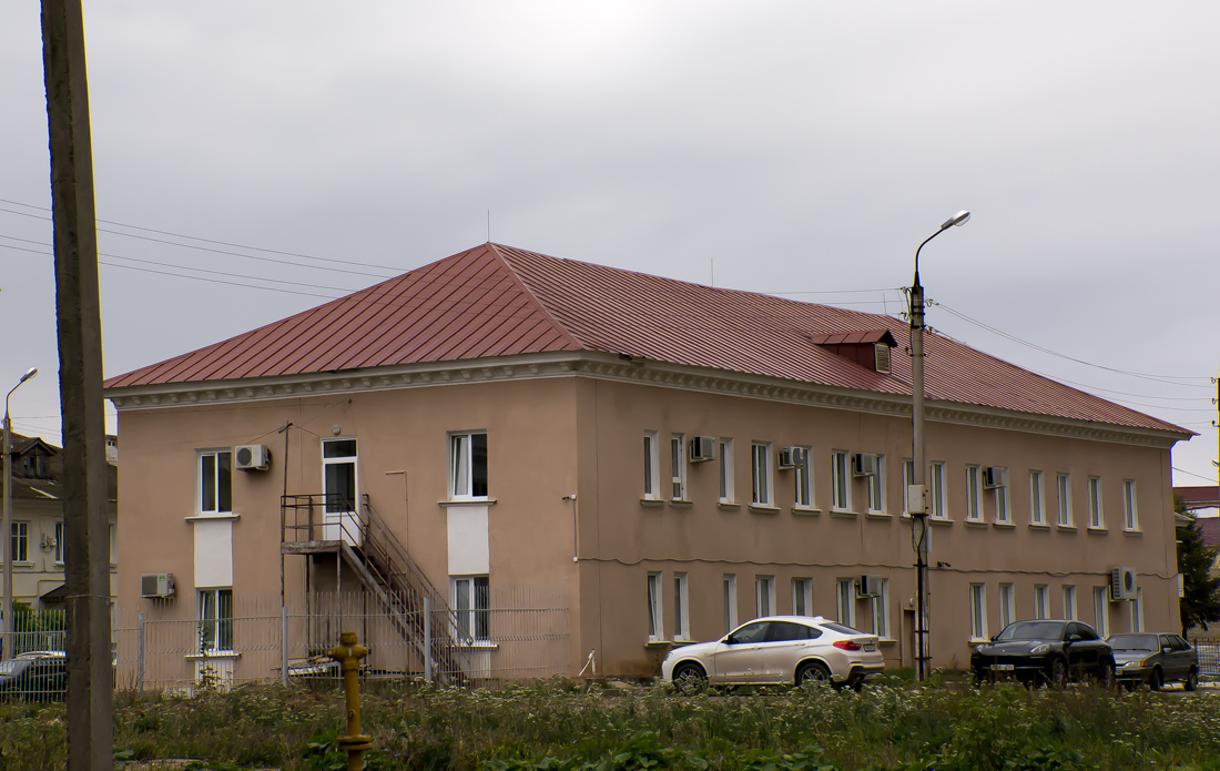 Oktyabrski, Улица Островского, 11