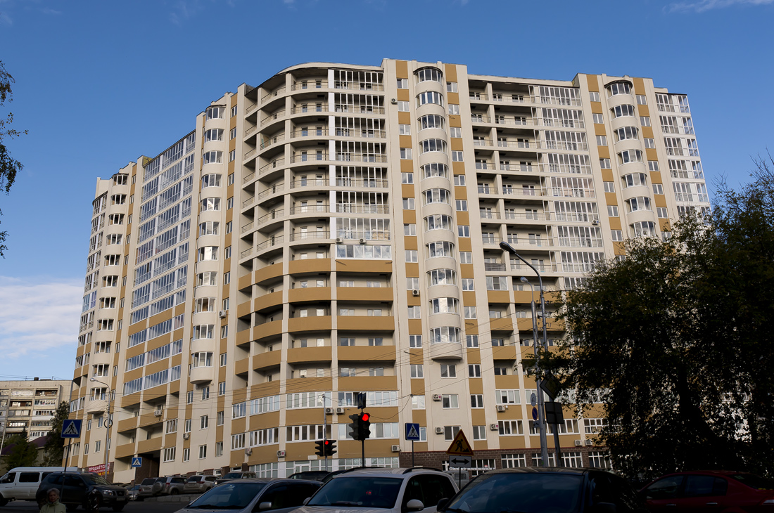 Уфа, Улица Шота Руставели, 9 / Российская улица, 16