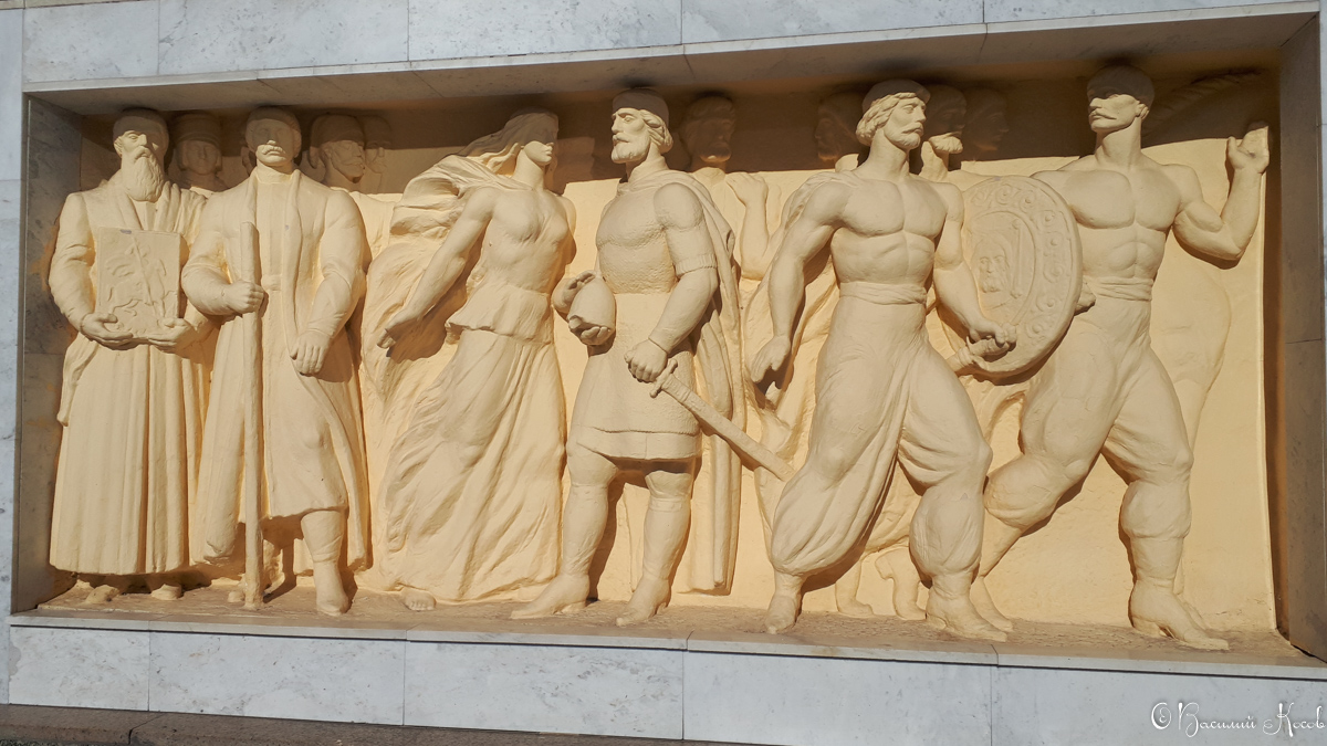 Ростов-на-Дону, Привокзальная площадь, 1/2