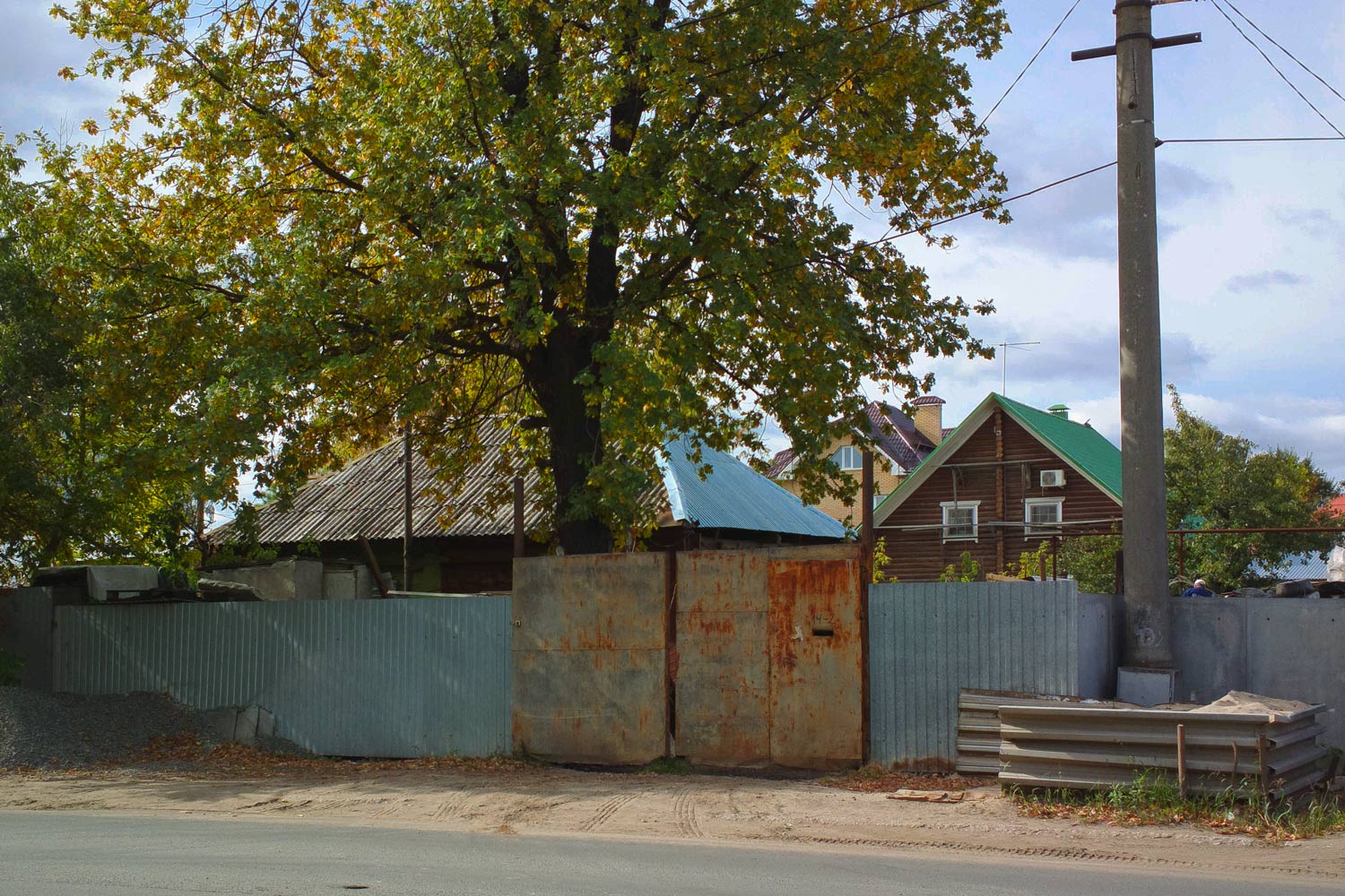 Samara, Улица Энтузиастов, 14; Переулок Монтажников, 15; Переулок Монтажников, 13