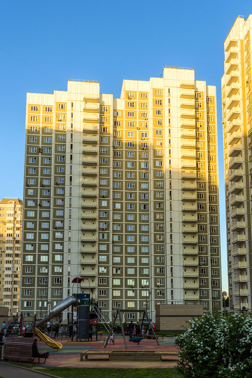 Москва, Улица Кашёнкин Луг, 8 корп. 2