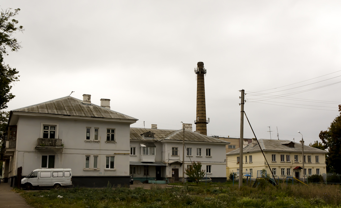 Октябрьский, Улица Островского, 15 / Улица Губкина, 12; Улица Островского, 13