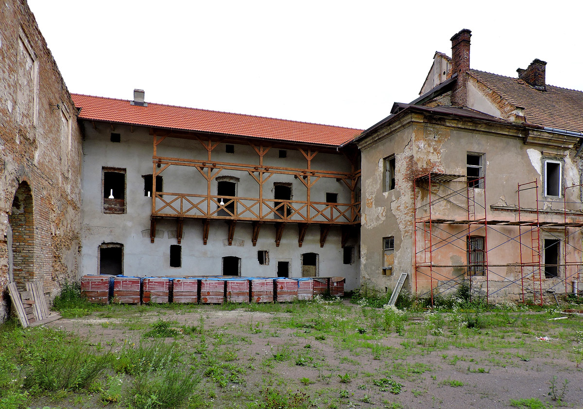 Жовква, Вечевая площадь, 2
