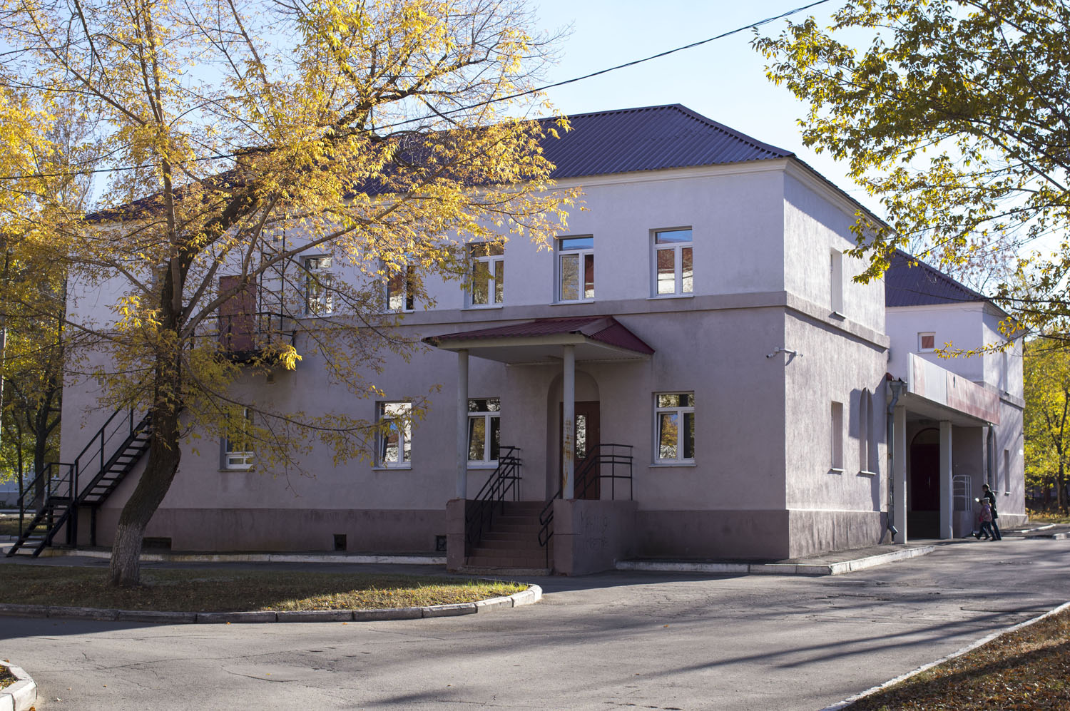 Новокуйбышевск, Улица Пирогова, 1 (дет. поликлиника)