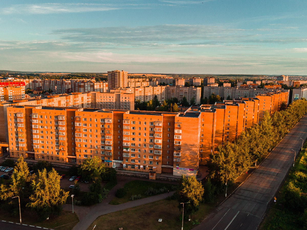 Глазов, Улица Калинина, 2