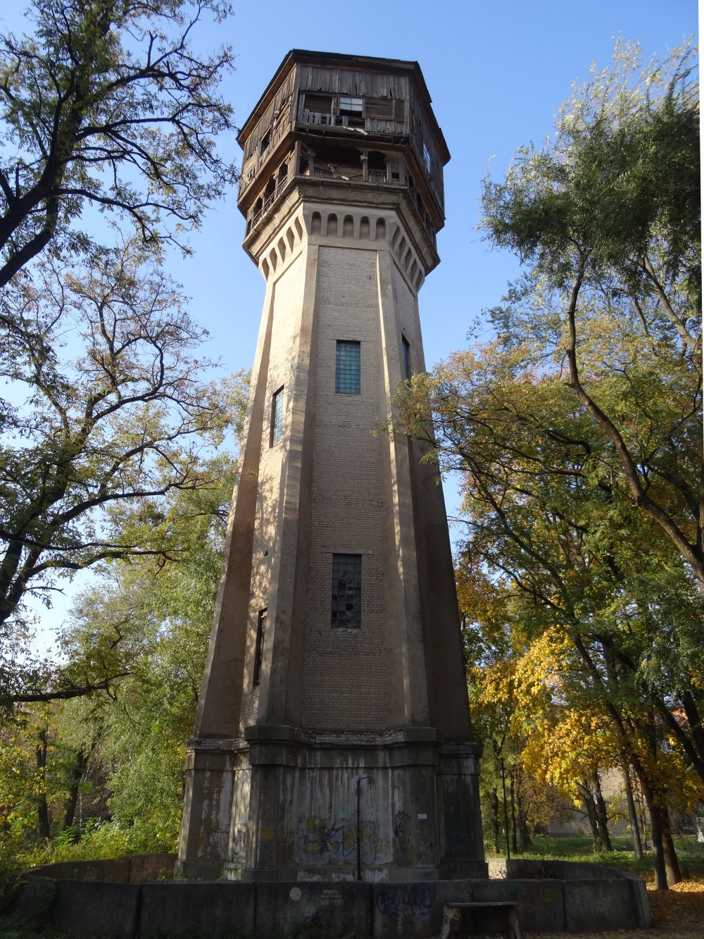 Днепр, Улица Лазаряна