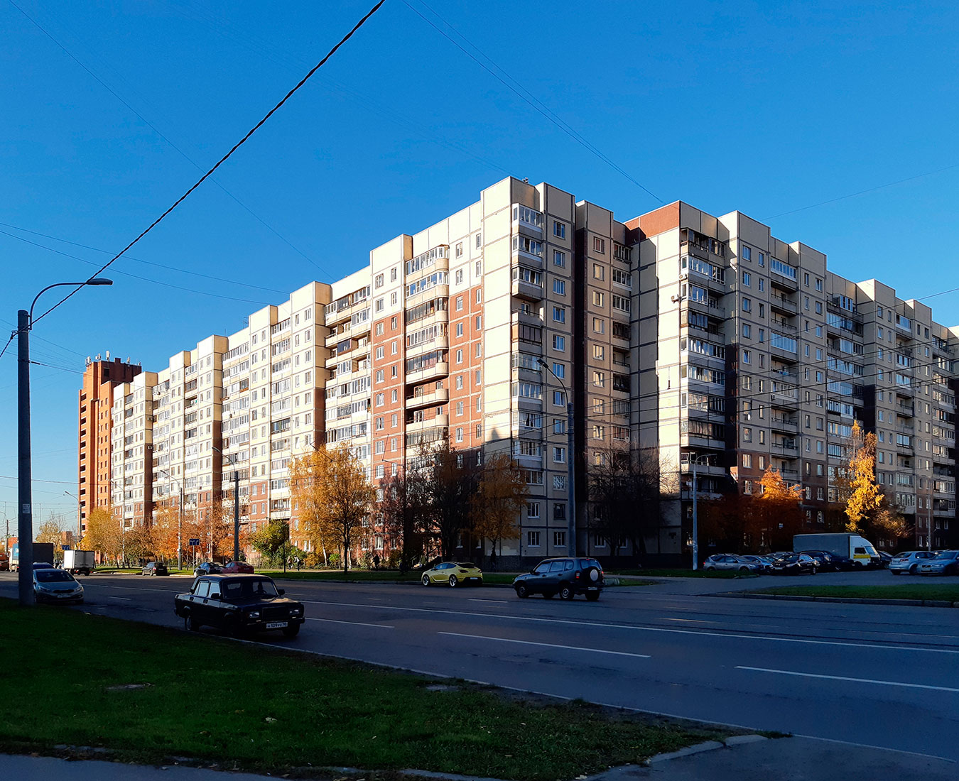 Санкт-Петербург, Шлиссельбургский проспект, 2 корп. 1; Шлиссельбургский проспект, 2 корп. 2