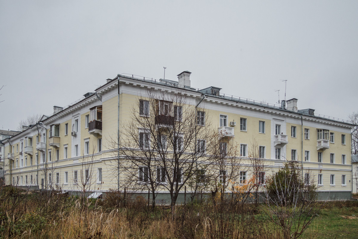 Казань, Советская улица, 2 / Тополевая улица, 14