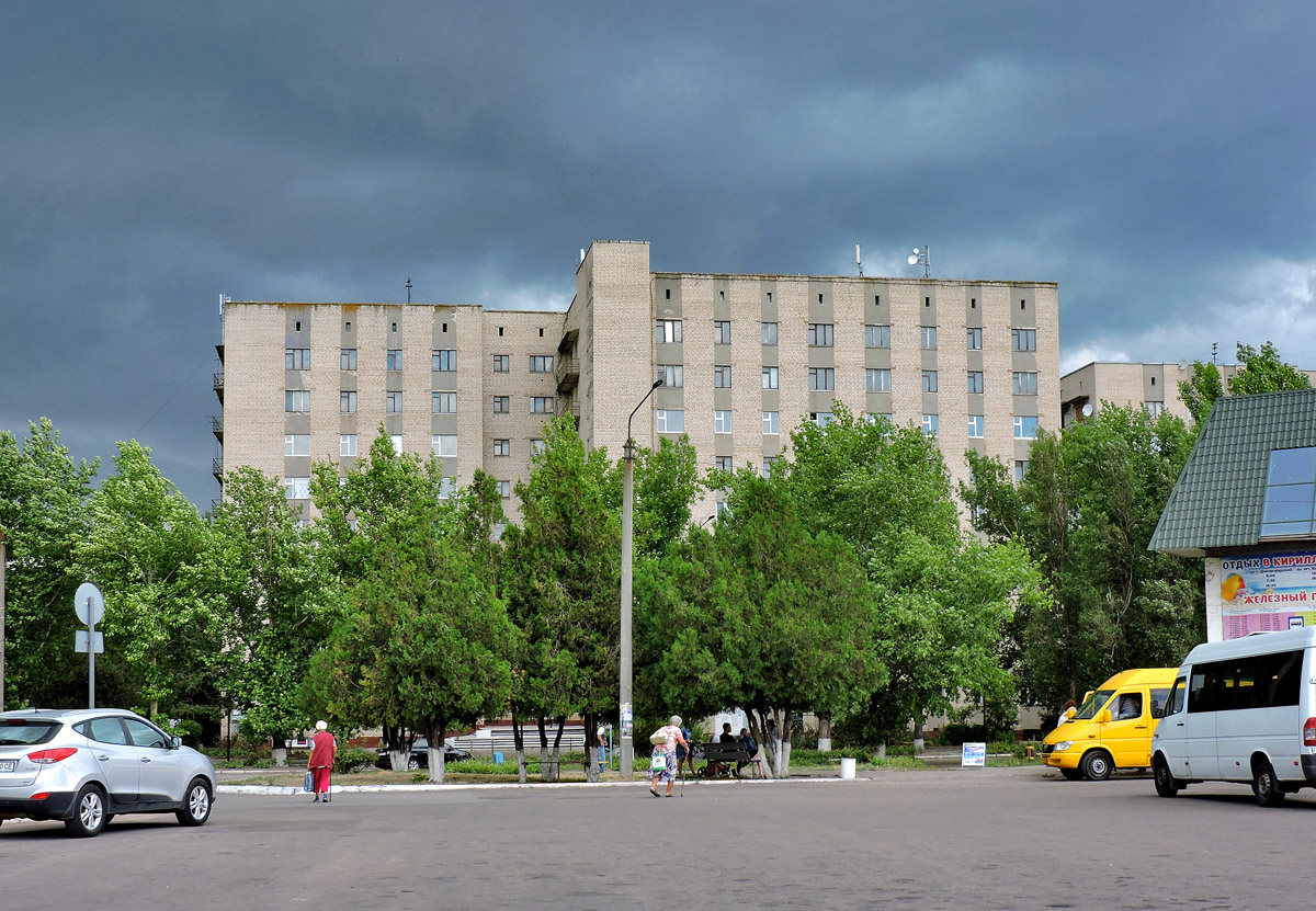 Днепрорудное, Проспект Энтузиастов, 15