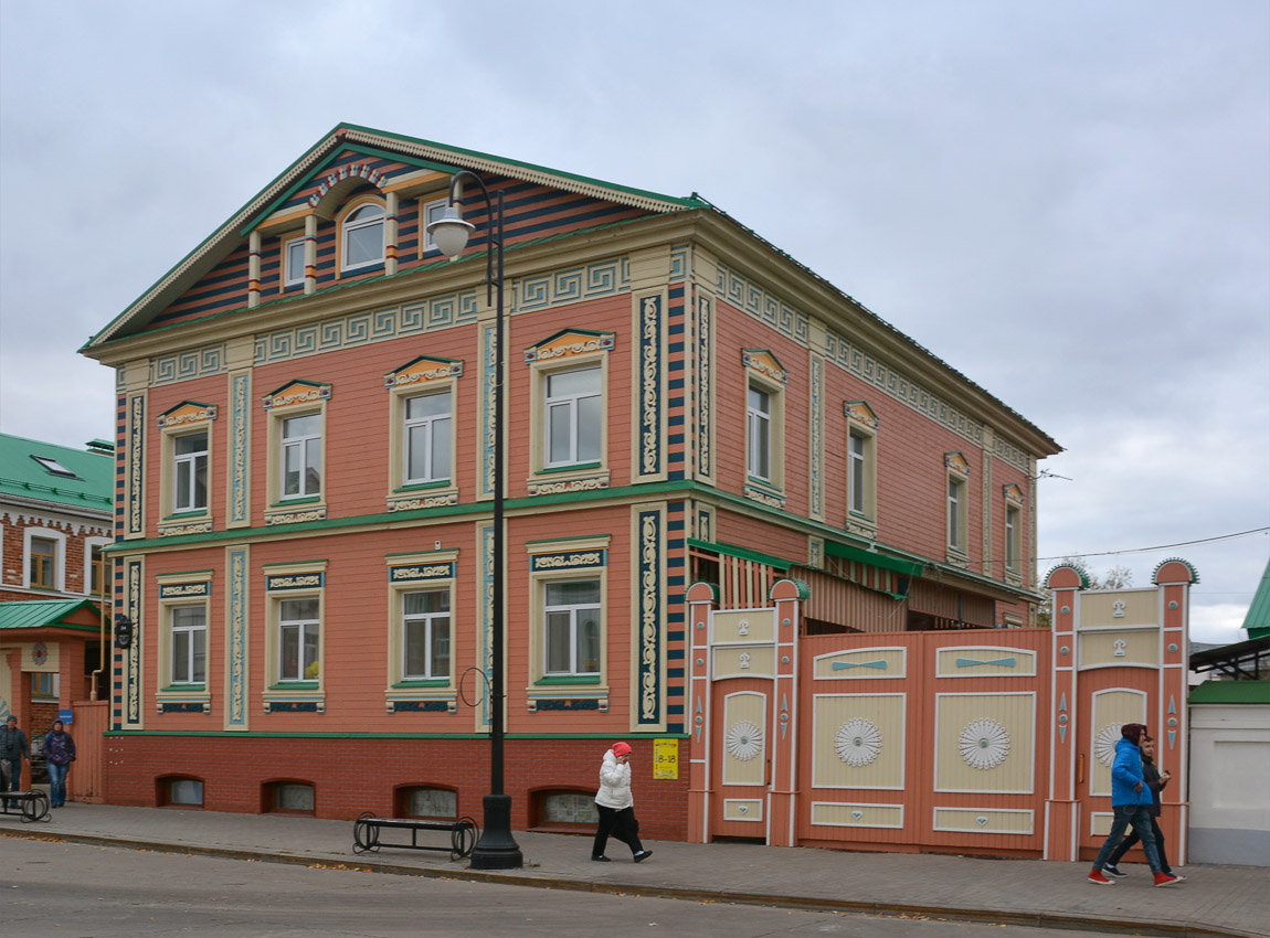 Казань, Улица Каюма Насыри, 24