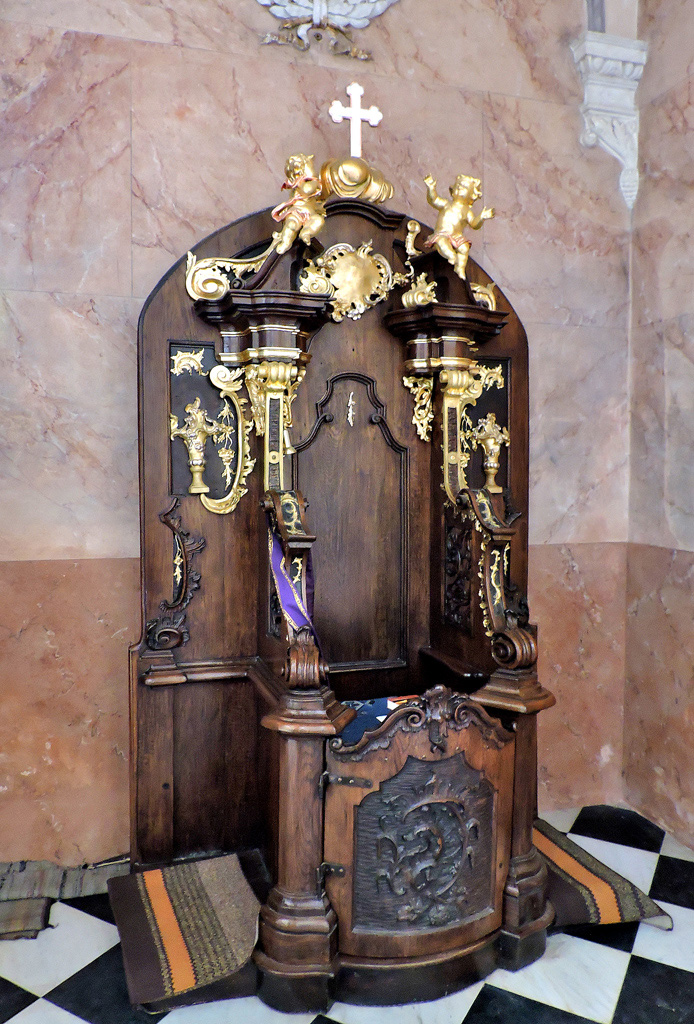Жолква, Вечевая площадь, 18