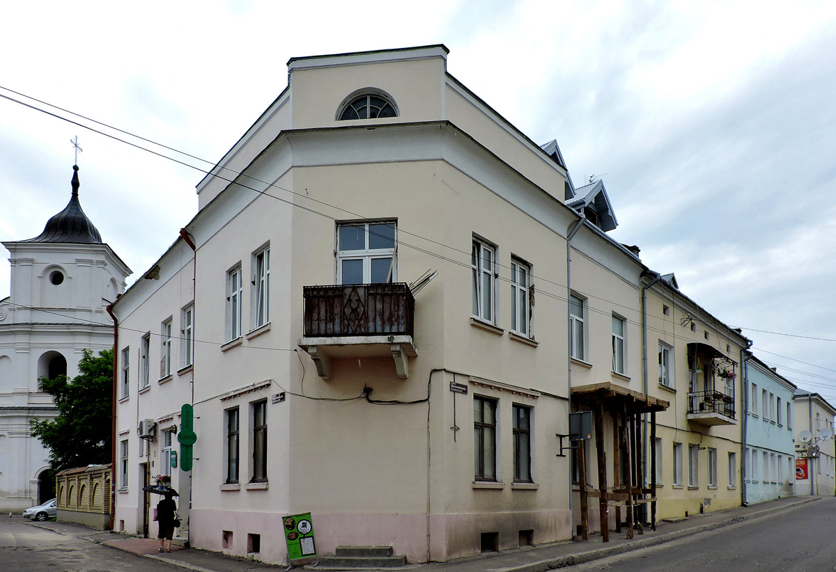 Жолква, Улица Василианская, 2