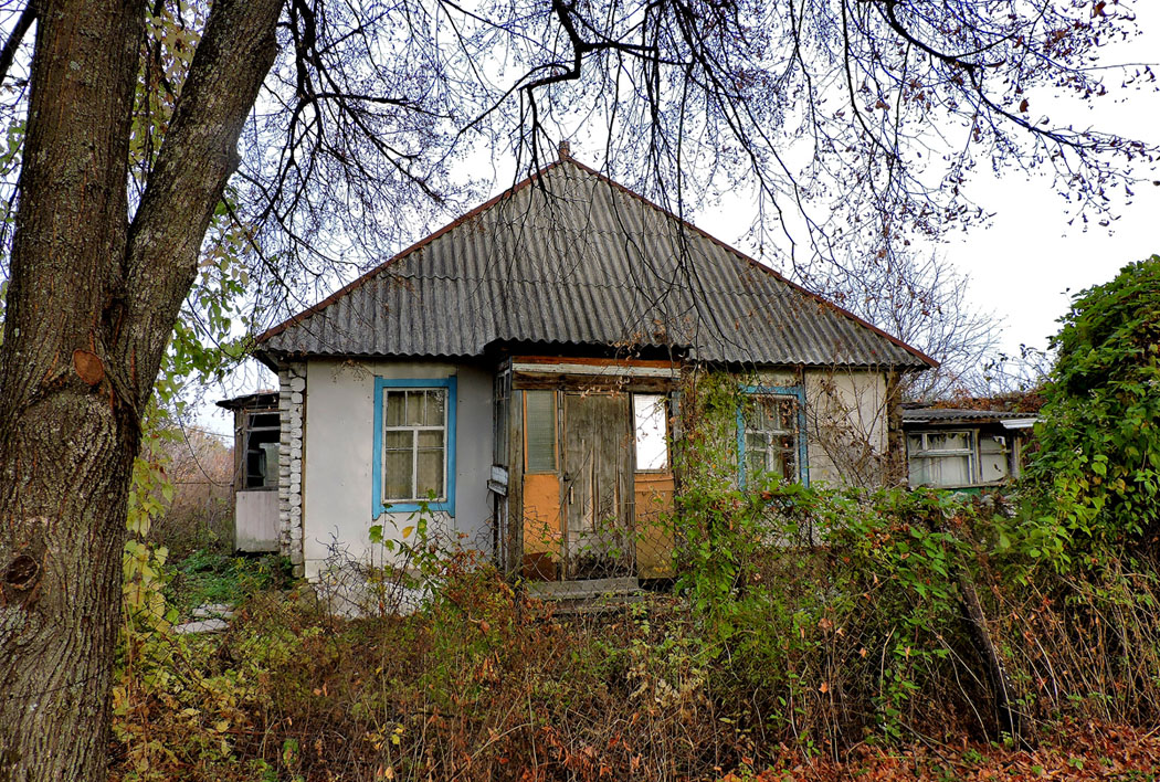Волчанский район, прочие н.п., с. Байрак, улица Белова, ?