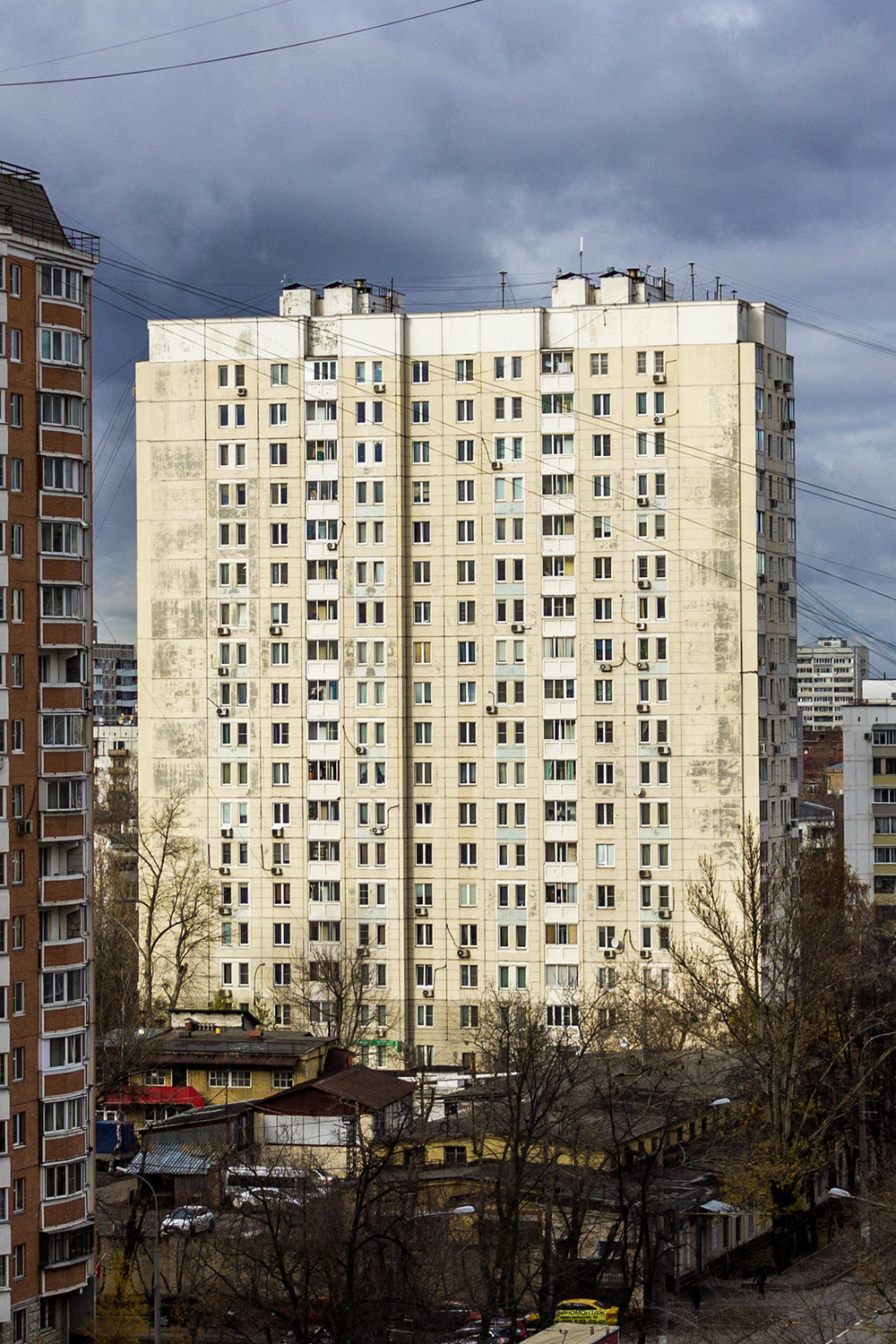 Москва, Новогиреевская улица, 24 корп. 1