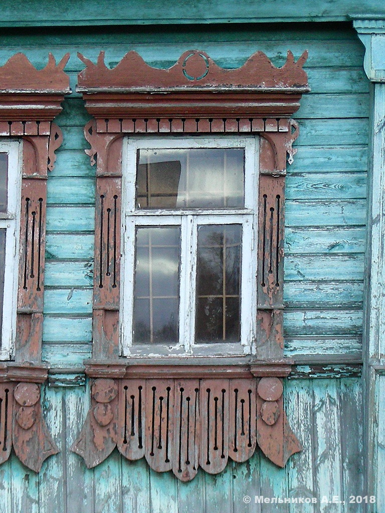 Иваново, Улица Наумова, 8. Резные наличники