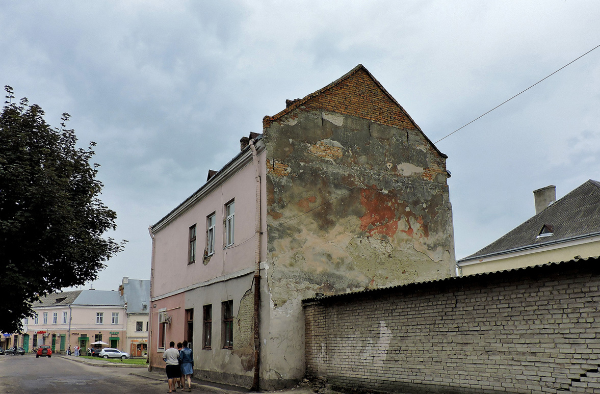 Жолква, Улица Крипьякевича, 5