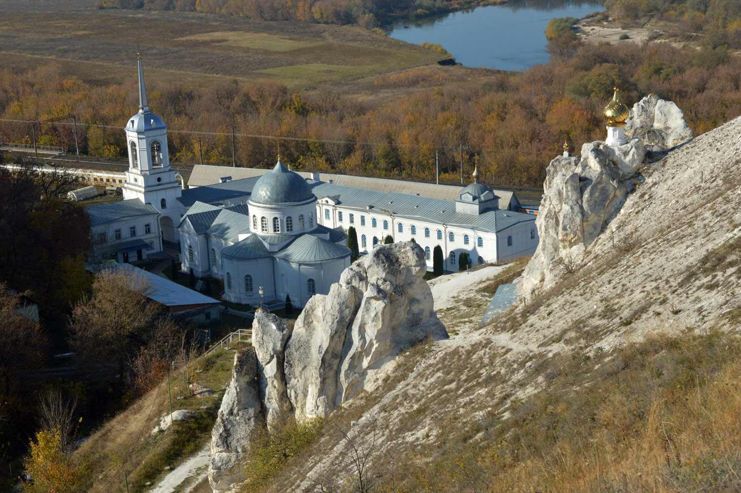 Лискинский район, прочие н.п., Пос. Дивногорский Монастырь, 1