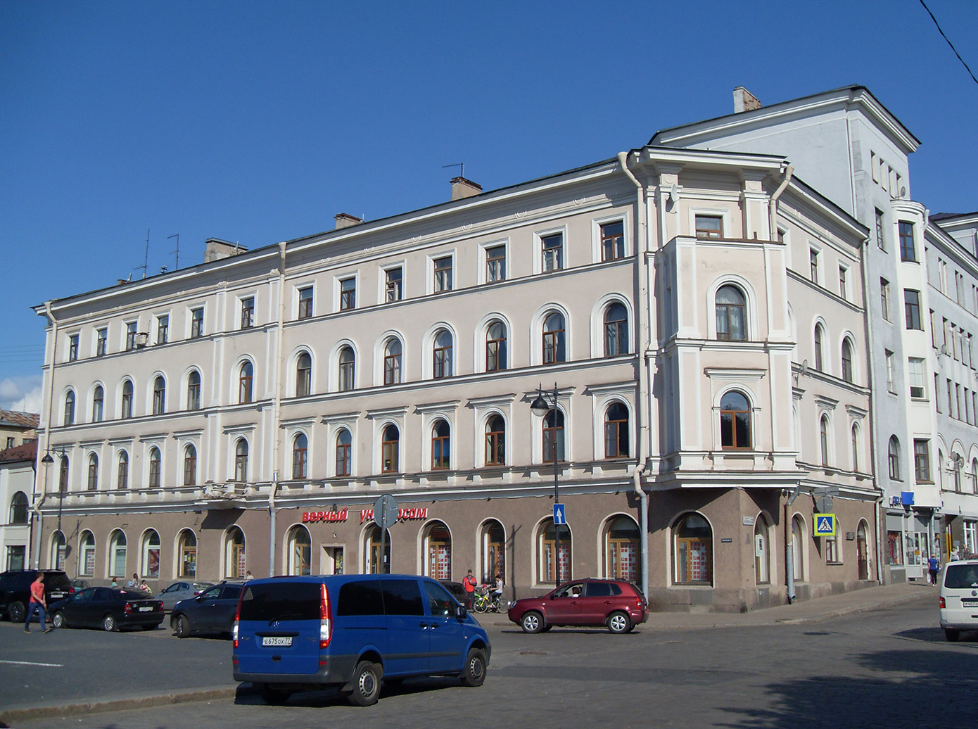 Выборг, Проспект Ленина, 22 / Проспект Суворова