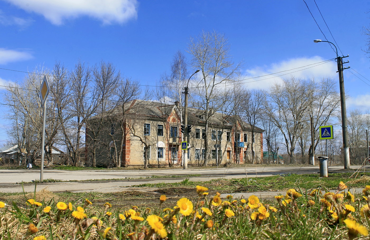 Березники, Улица Свободы, 24 / Улица Тельмана, 18