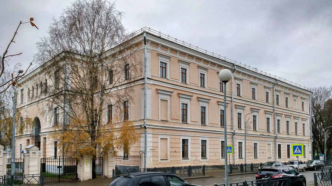 Псков, Улица Калинина, 5