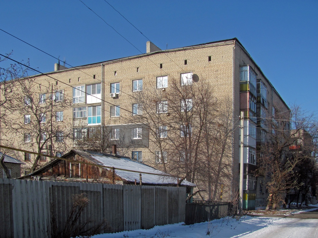 Popasna, Служебный переулок, 3