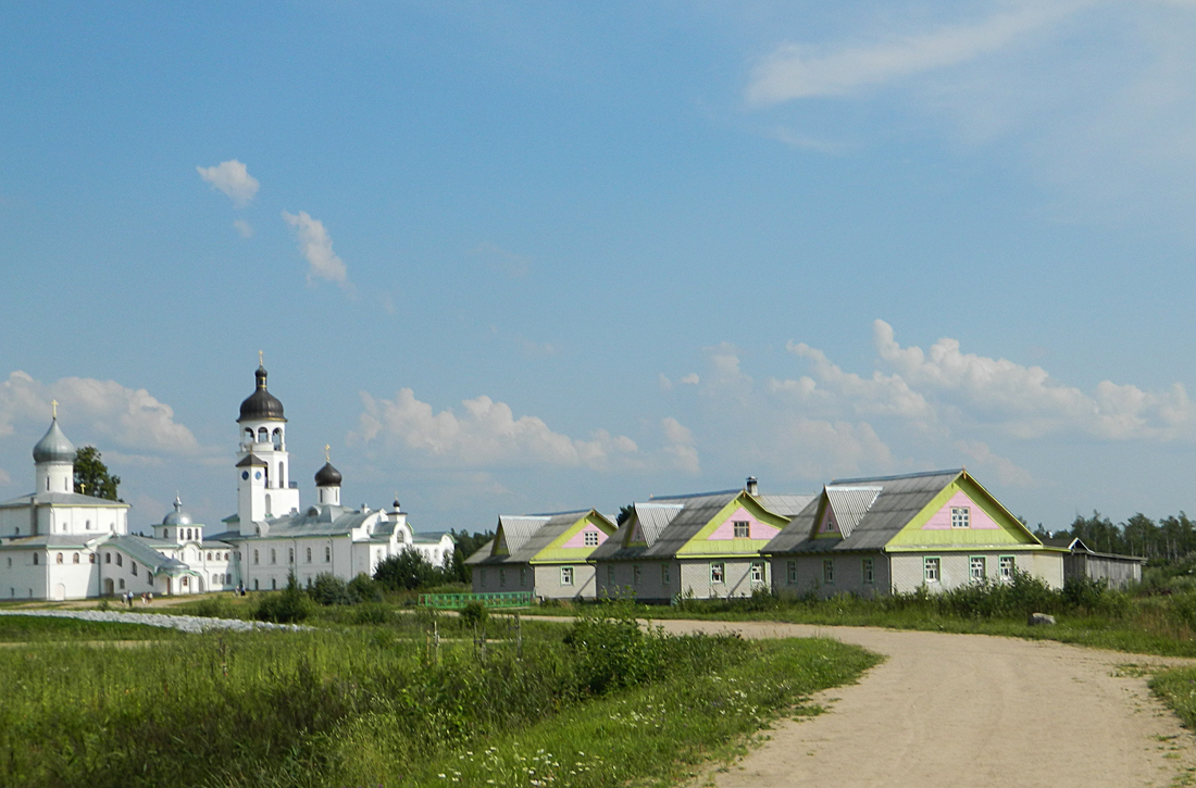 Псковский район, прочие н.п., Иоанно-Богословский Савво-Крыпецкий мужской монастырь: Успенская церковь; Иоанно-Богословский Савво-Крыпецкий мужской монастырь, Иоанно-Богословский собор; Иоанно-Богословский Савво-Крыпецкий мужской монастырь, 3; Иоанно-Богословский Савво-Крыпецкий мужской монастырь, 2; Иоанно-Богословский Савво-Крыпецкий мужской монастырь, 1