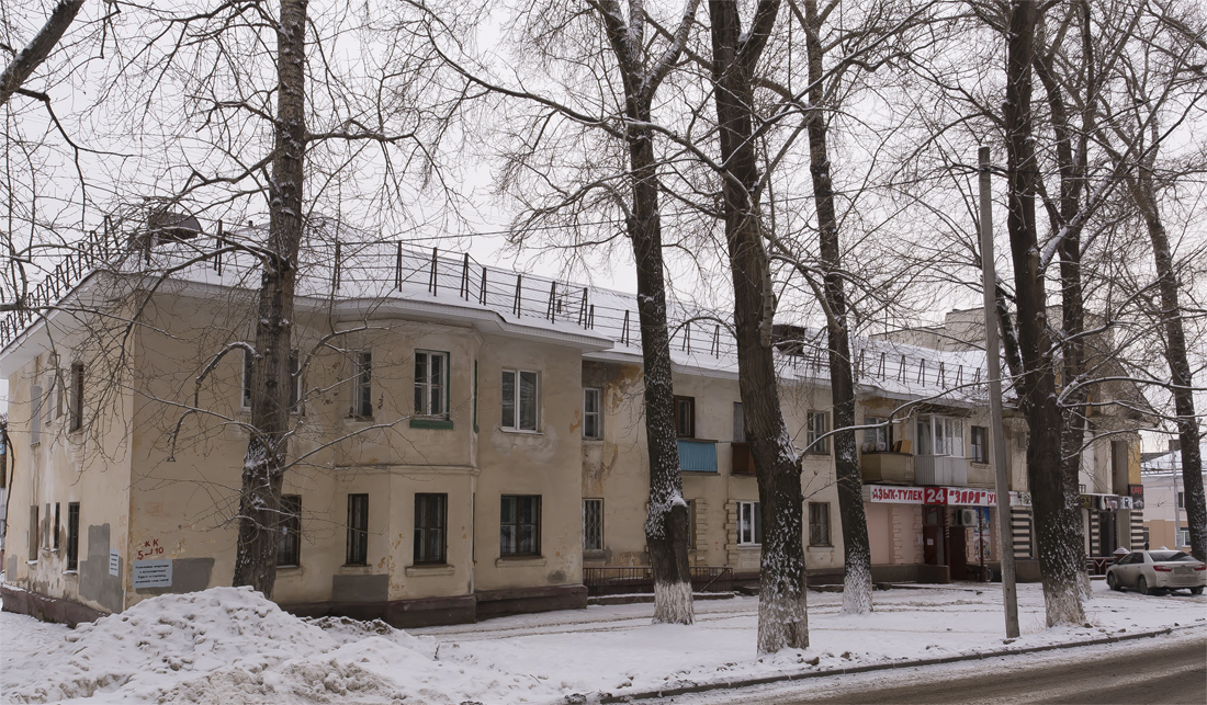 Уфа, Кольцевая улица, 189 / Улица Богдана Хмельницкого, 63