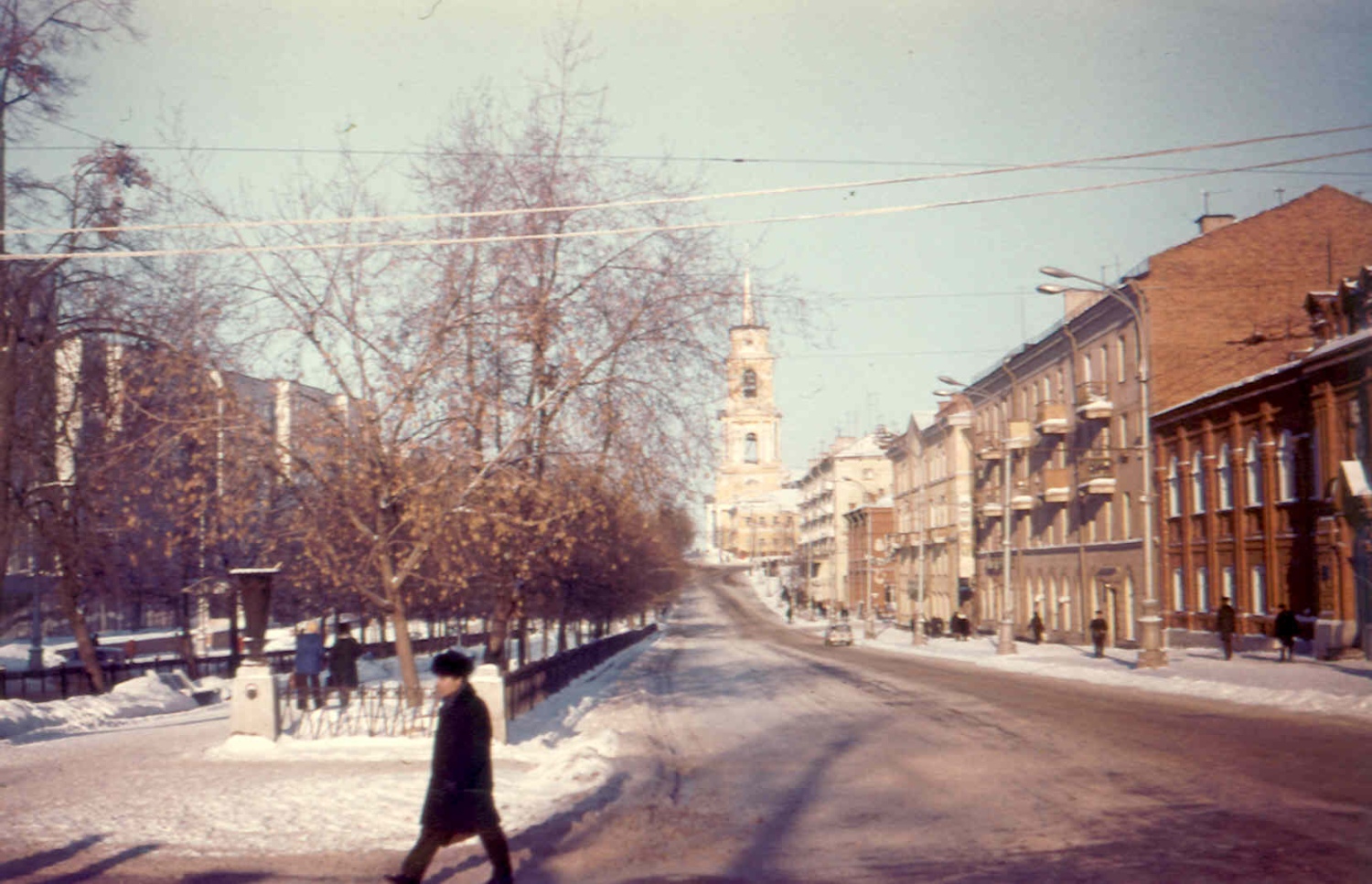 Пермь, Комсомольский проспект, 16; Комсомольский проспект, 14