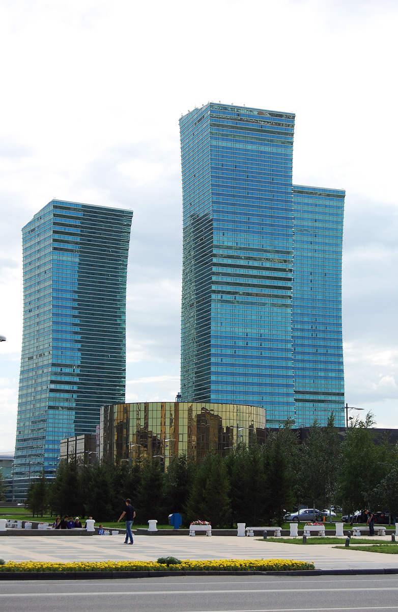 Астана, Улица Достык, 5/2; Улица Достык, 5/1; Улица Достык, 5; Улица Достык, 3