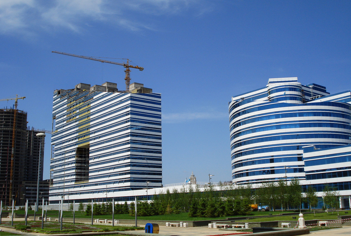 Astana, Улица Динмухамеда Кунаева, 12/1; Улица Динмухамеда Кунаева, 12/2; Улица Динмухамеда Кунаева, 8